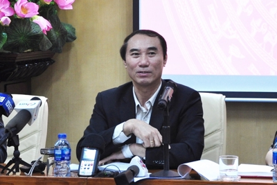Để hạn chế đầu cơ và điều tiết giá tăng thêm từ đất
