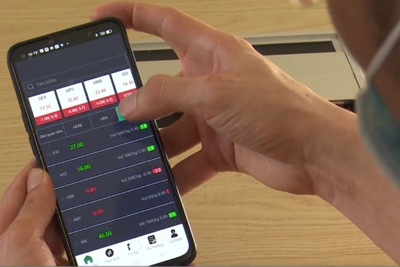 Rủi ro tiềm ẩn khi giao dịch qua app giả mạo, nhà đầu tư cần lưu ý gì?