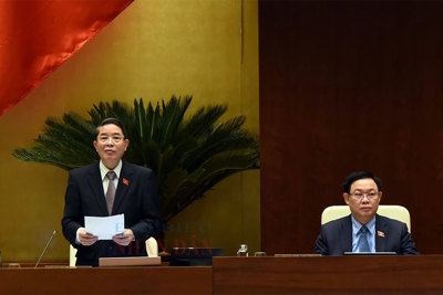 Quốc hội thảo luận trực tuyến về Dự án Luật sửa đổi, bổ sung một số điều của 8 luật