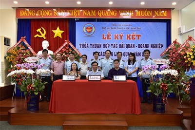 Ngành Hải quan hợp tác, chia sẻ cùng đồng hành với cộng đồng doanh nghiệp 