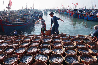 Phát triển kinh tế du lịch biển gắn với an ninh trật tự vùng Duyên hải Nam Trung Bộ