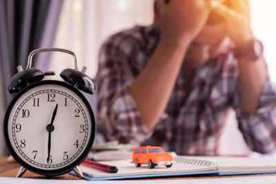 Vì sao ngân hàng gặp khó trong thu hồi nợ xấu?