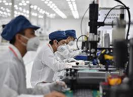 Để sản xuất thích ứng với diễn biến COVID-19