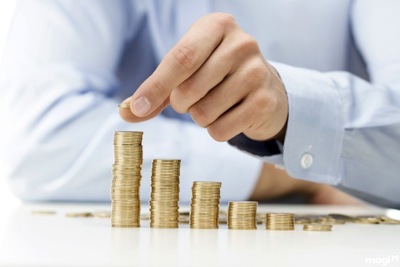 Giới nhà giàu tiêu tiền vào đâu?