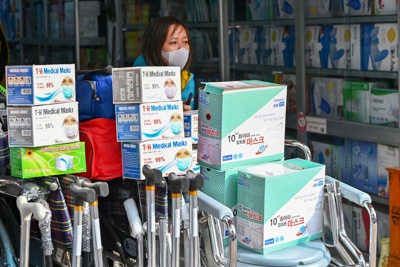 Dịch Covid-19: Xử phạt gần 3 tỷ đồng vi phạm về trang thiết bị y tế