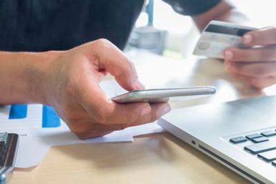 Đảm bảo đáp ứng các yêu cầu sử dụng dịch vụ, ngân hàng thiết yếu của người dân