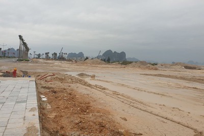 Môi giới, nhà đầu tư ngoại tỉnh “làm loạn” bất động sản Vân Đồn