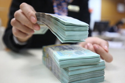 Dòng tiền "chảy" vào ngân hàng đang chậm lại