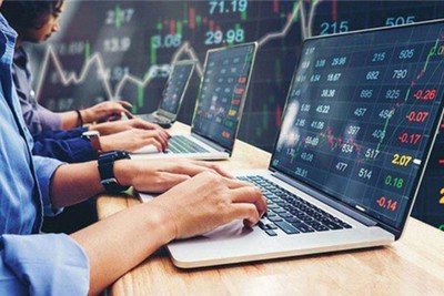 Bloomberg: Thị trường chứng khoán Việt Nam đang tốt nhất thế giới