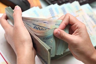 Cổ đông vẫn muốn "tiền tươi"