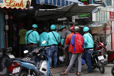 Phía sau chuyện "đốt tiền" giành thị phần mảng giao đồ ăn