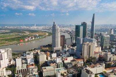 Bất động sản “kẹt” vốn: Lo GDP giảm, kéo tụt nhiều ngành khác