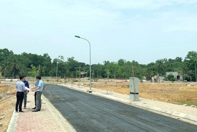 Thị trường bị siết, đầu tư đất nền còn "hốt bạc"?