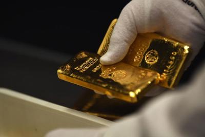 Nhiều hệ lụy xảy ra nếu chênh lệch giá vàng trong nước và thế giới tiếp tục cao