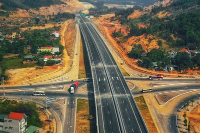 Chính phủ chỉ đạo xử lý vướng mắc trong thực hiện cao tốc Bắc – Nam phía Đông