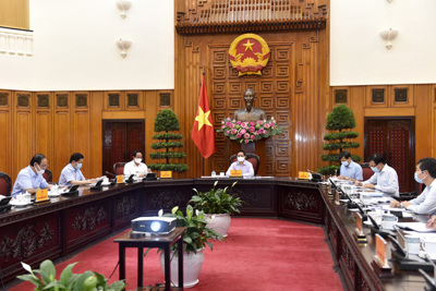Đến năm 2030, phải làm 4.000 km đường bộ cao tốc mới