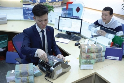 Ngành ngân hàng cam kết giãn nợ, đảm bảo nguồn vốn cho doanh nghiệp phục hồi