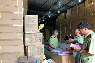 18 kho hàng tại TP. Hồ Chí Minh nghi chứa hàng lậu, hàng cấm
