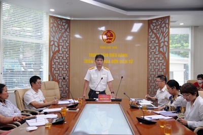 Ngành Thuế "thúc" tiến độ triển khai hóa đơn điện tử 