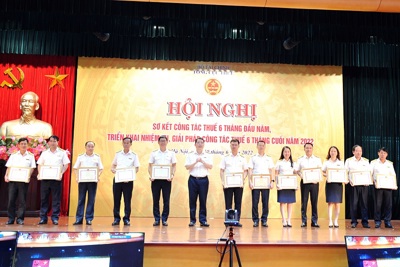 Áp dụng thành công hoá đơn điện tử mở ra một trang mới trong công tác quản lý thuế