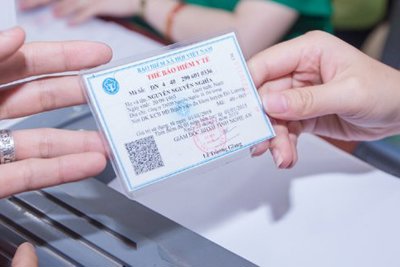 Chung tay xây dựng, phát triển bảo hiểm y tế vì sức khỏe toàn dân