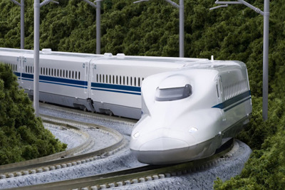 Tranh luận về hai phương án đường sắt cao tốc "chênh nhau 32 tỷ USD"