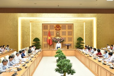 Kiên định mục tiêu giữ vững ổn định kinh tế vĩ mô, kiểm soát lạm phát 