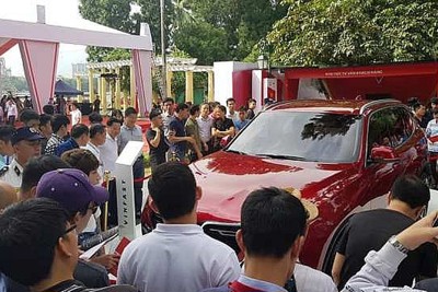 Người Việt giảm mua xe máy, tăng sắm ô tô trong nửa đầu năm 2019