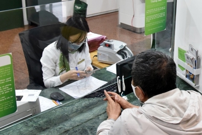 "Tiếp sức" cho doanh nghiệp là ngân hàng tự cứu mình