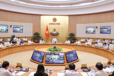 Chính phủ tập trung thảo luận ổn định kinh tế vĩ mô, kiểm soát lạm phát, thúc đẩy tăng trưởng