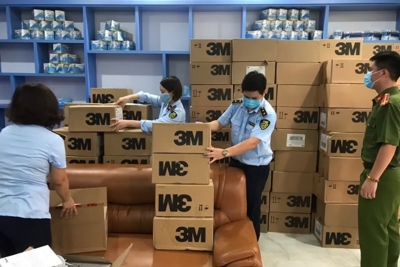 Thu giữ hơn 17.000 khẩu trang có dấu hiệu giả mạo nhãn hiệu 3M