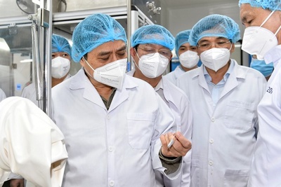 Chủ động đề xuất các cơ chế, chính sách ưu đãi để thúc đẩy nghiên cứu, sản xuất vắc xin