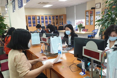  Tổng cục Thuế phản hồi về thông tin "phí không tên" tại các điểm đăng ký, đăng kiểm xe ôtô