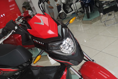 Đủ kiểu hút khách mua xe máy mùa tựu trường