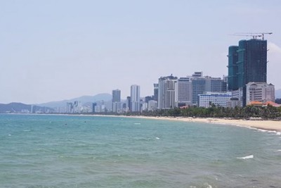 Quy hoạch nghỉ dưỡng biển để lại nhiều hệ lụy