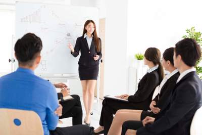 Trị "bệnh" sợ nói trước mặt đám đông