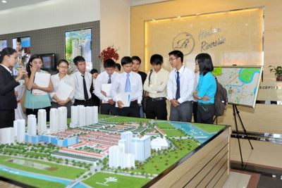 "Đặc quyền” cho sàn giao dịch bất động sản