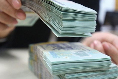 Lo lãi suất vay tăng, ngân hàng nêu giải pháp bình ổn