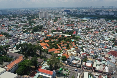 Địa ốc đua khuyến mãi "khủng", vì sao giá nhà không giảm?