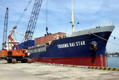 Ứng phó với hàng rào phi thuế quan: Hạ thuế, nâng hàng rào kỹ thuật 