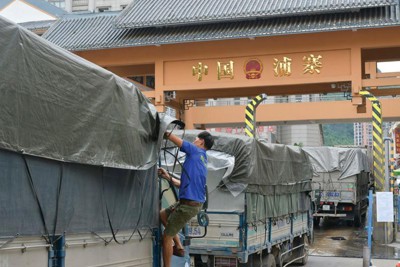 Cảnh báo hệ lụy nhập siêu từ Trung Quốc quá lớn