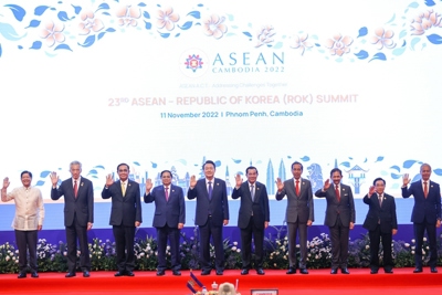 Thủ tướng tham dự Hội nghị Cấp cao ASEAN với các đối tác Trung Quốc, Hàn Quốc, Liên hợp Quốc