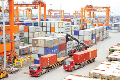 Thuốc lá hết cửa tạm nhập tái xuất để “tuồn” vào nội địa
