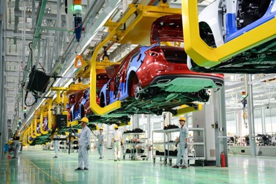 Không tiếp tục kéo dài giảm phí trước bạ đối với ô tô sản xuất, lắp ráp trong nước