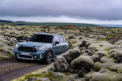 MINI Countryman mới chính thức ra mắt tại Việt Nam với phiên bản ấn tượng