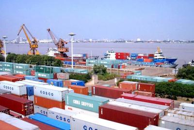 Giải đáp quy định về điều kiện hàng hóa nhập khẩu được hoàn thuế