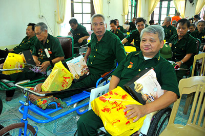 Miễn, giảm tiền sử dụng đất cho người có công