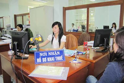 Ngành Thuế hỗ trợ người nộp thuế thanh toán tiền sử dụng đất cả Thứ 7 và Chủ nhật