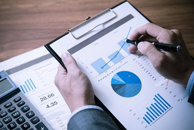 Bị phạt 200 triệu đồng do vi phạm hành chính trong lĩnh vực chứng khoán và thị trường chứng khoán