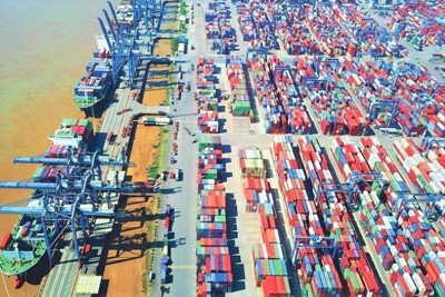Nỗ lực phấn đấu cao nhất thực hiện các mục tiêu, chỉ tiêu phát triển kinh tế - xã hội